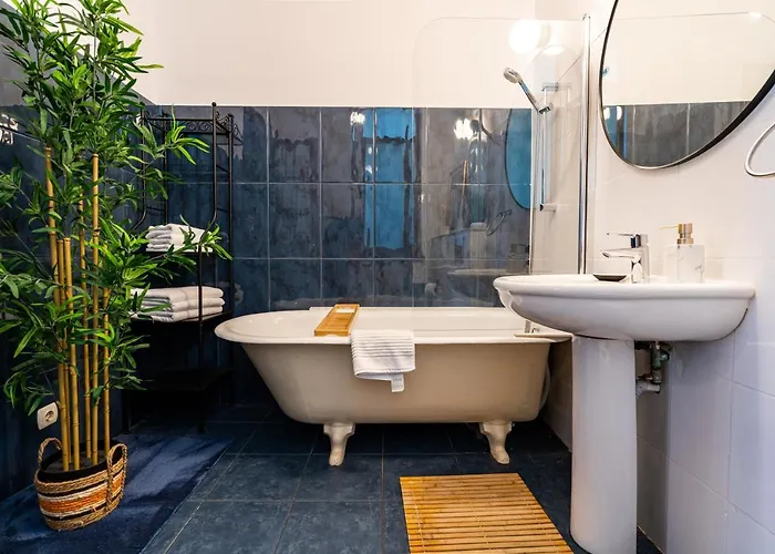 2br Blue Cloud In The Centre * Bucharest