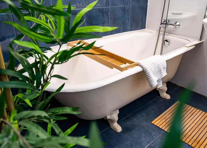 شقة 2br Blue Cloud In The Centre *