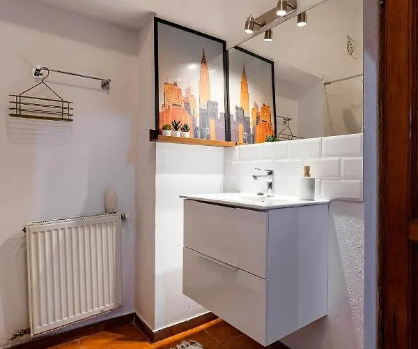 2br Blue Cloud In The Centre * Bucharest