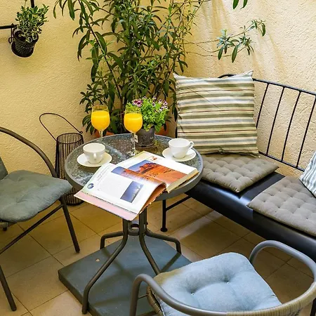 Apartment 2br Blue Cloud In The Centre Bucharest