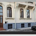 2br Blue Cloud In The Centre Бухарест